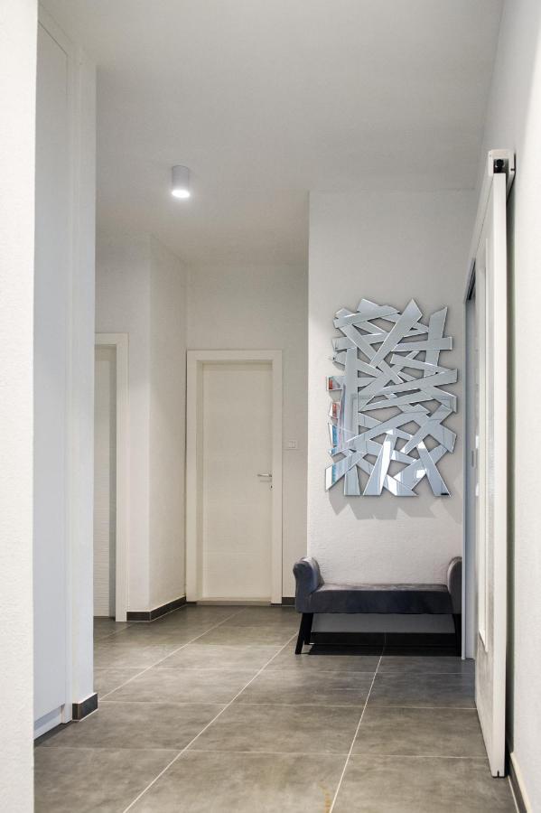 Apartment Lux Elba Kaštela Exterior foto
